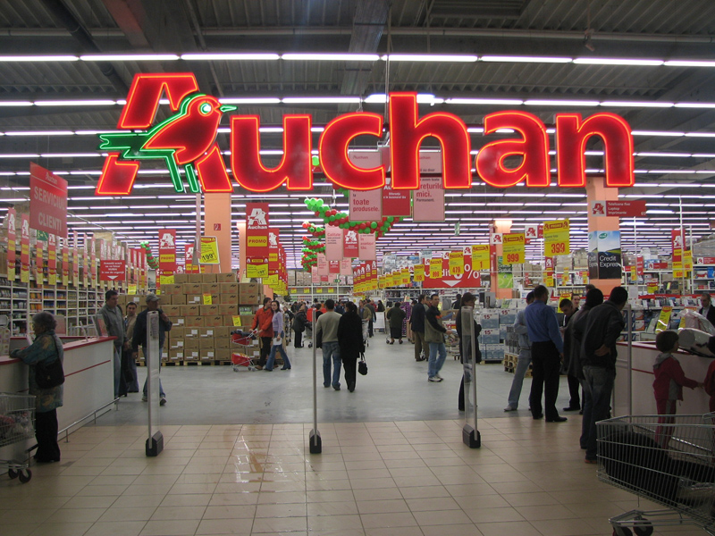 Французский ретейлер Auchan откроет в России сеть магазинов формата дрогери
