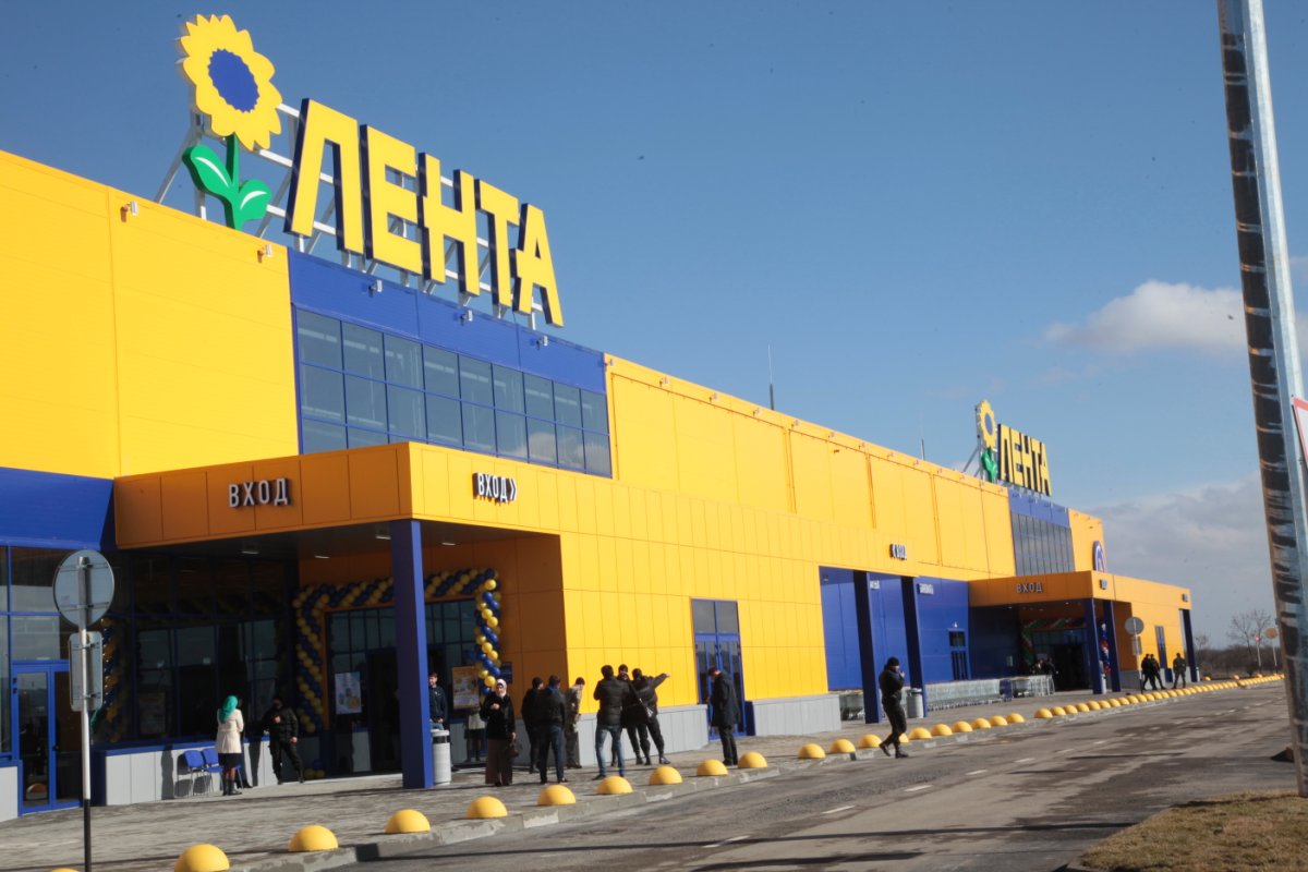 «Магнит» хотел купить «Ленту» в марте