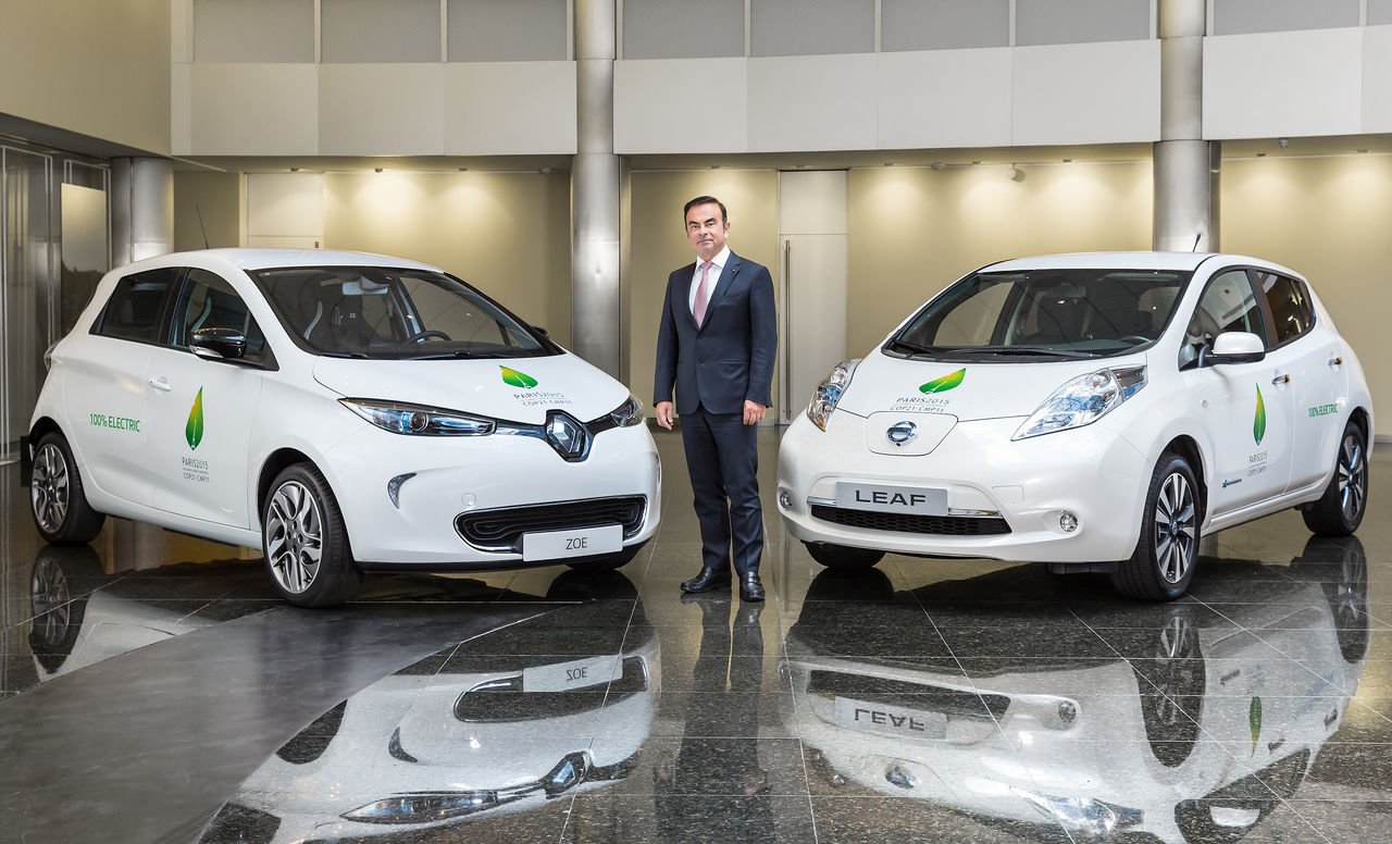 Японии: Renault и Nissan должны объединиться