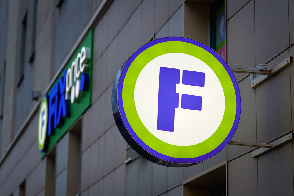 Fix Price и «СберМаркет» запустили курьерскую доставку из магазинов сети