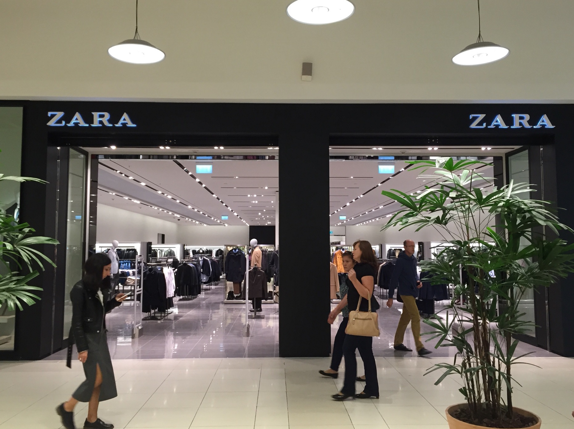 Zara Магазин В Атриуме На Курской Zara Магазин В Атриуме На Курской