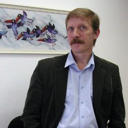 Евгений Емельянов — президент консалтинг-центра 