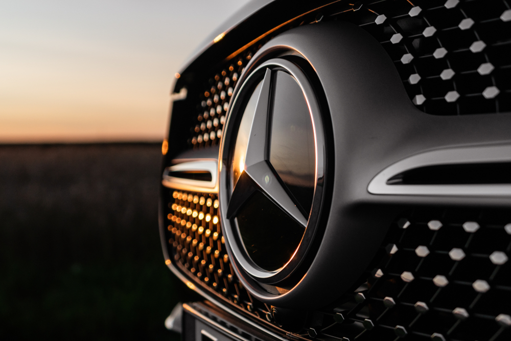 Mercedes-Benz подал заявку на регистрацию двух товарных знаков в России