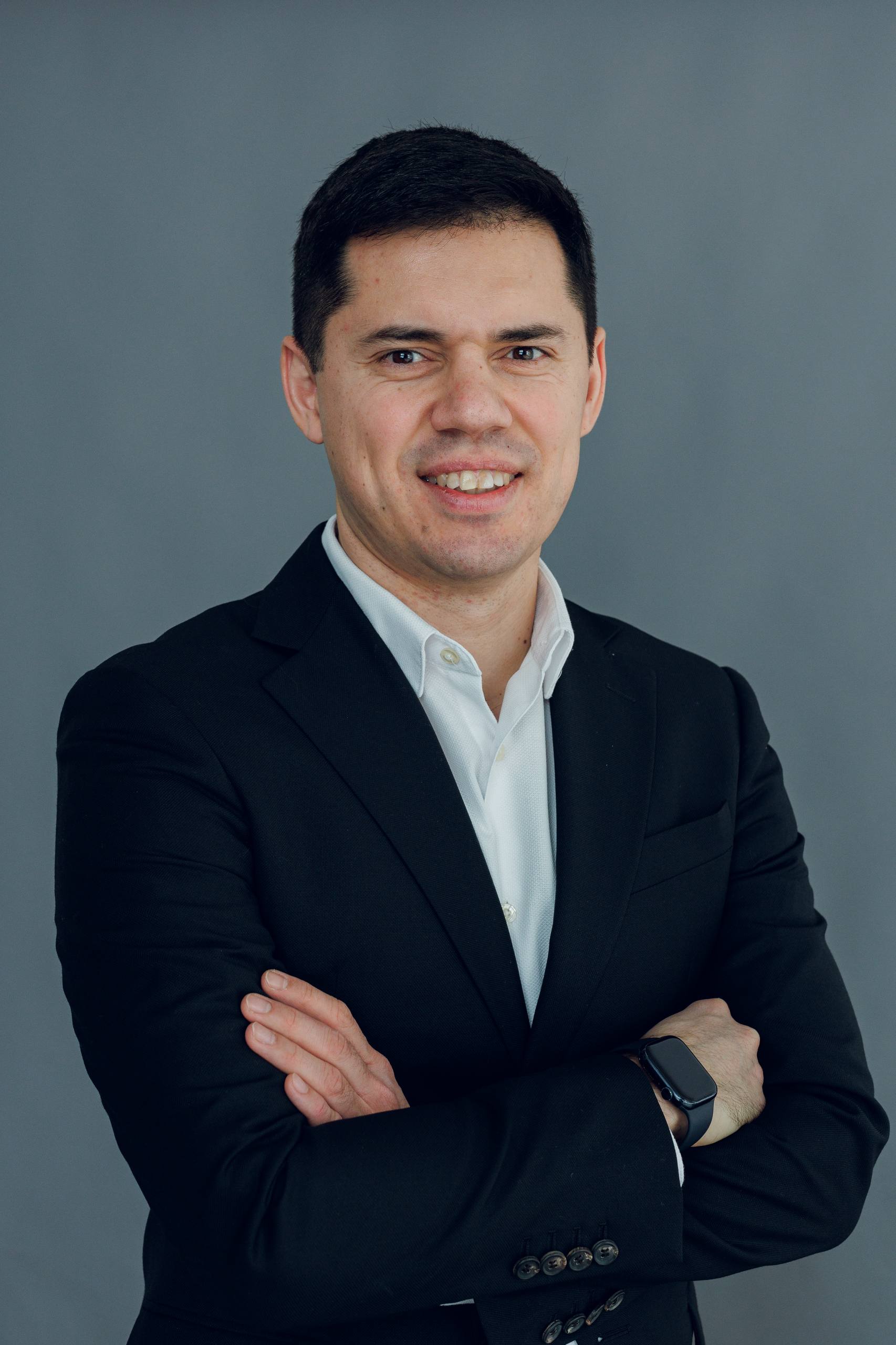 Виталий Панов