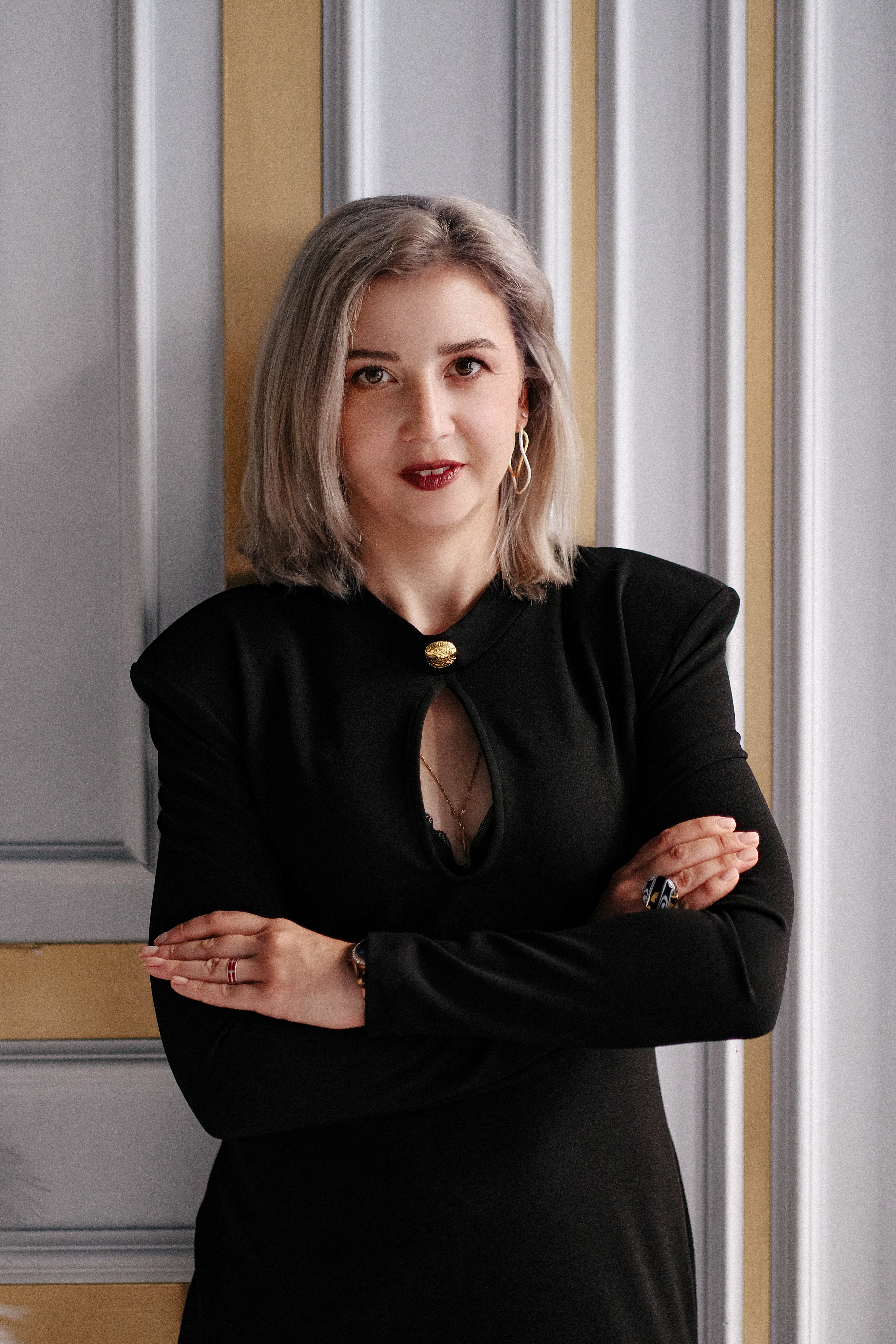 Елена Мельник
