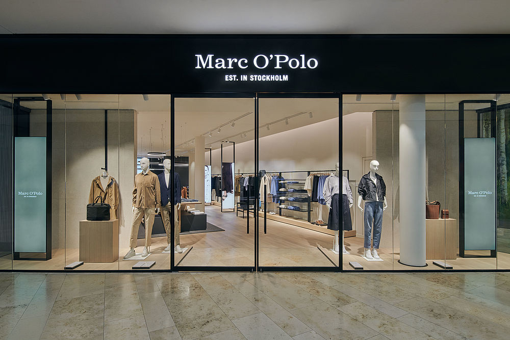 Polo retail on sale