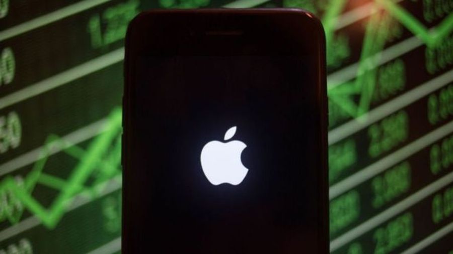 Apple Apple