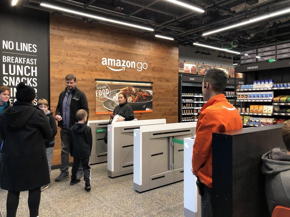 Amazon Go: беспилотные магазины в США