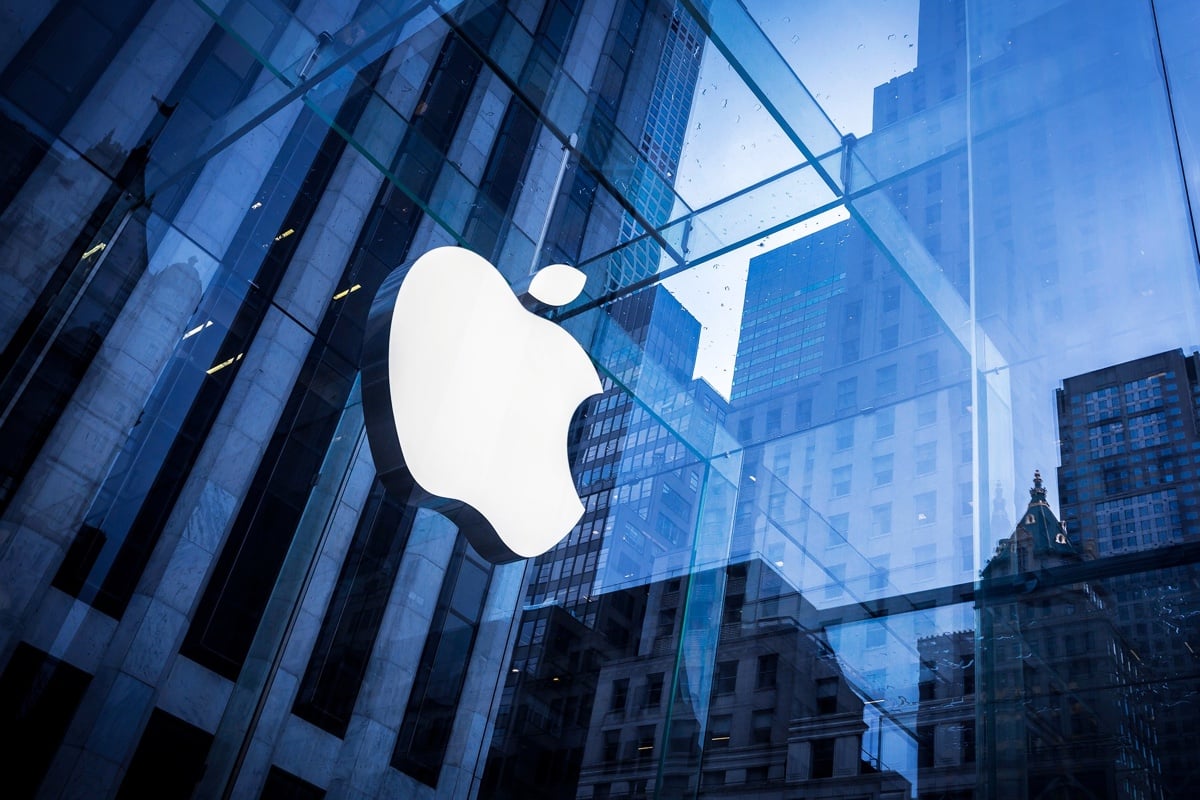 Apple-Logo.jpg Apple-Logo.jpg