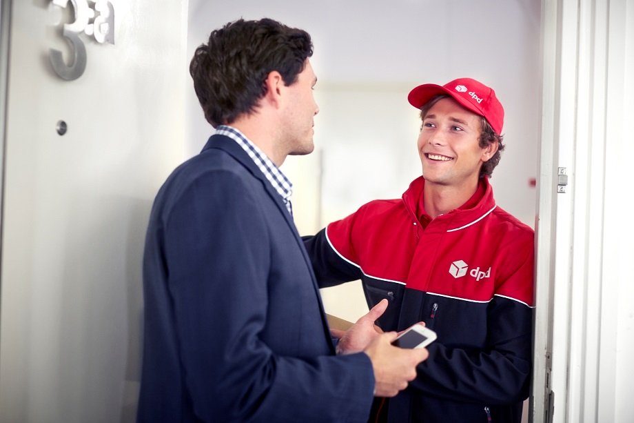 Источник: DPD - Россияне стали чаще оставлять чаевые курьерам в конце декабря от 21.01.2026