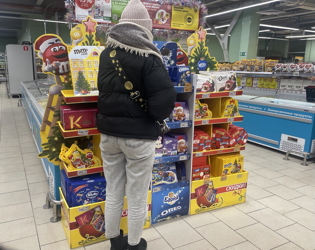Фото: «Светофор Кардборд Дисплей»