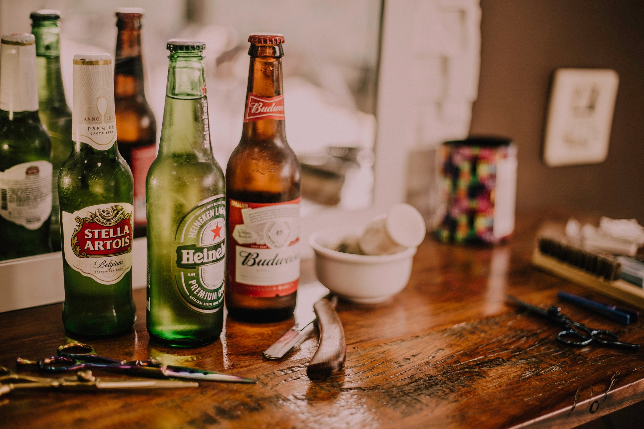 Оригинал: https://www.pexels.com/ru-ru/photo/heineken-667986/ Оригинал: https://www.pexels.com/ru-ru/photo/heineken-667986/