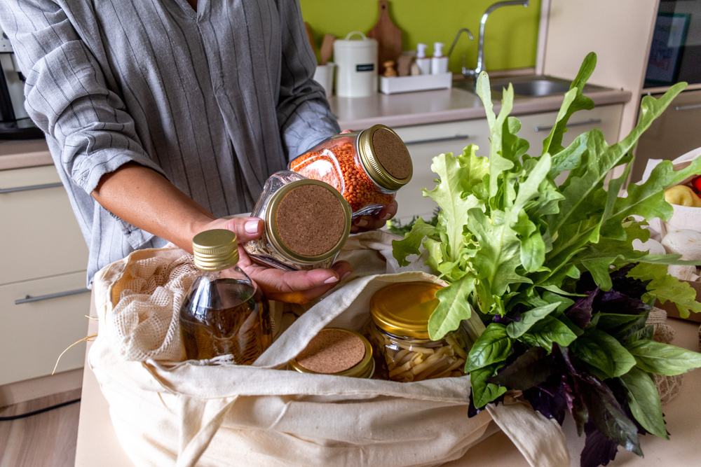 Половина москвичей готова отказаться от продукции неэкологичных компаний
