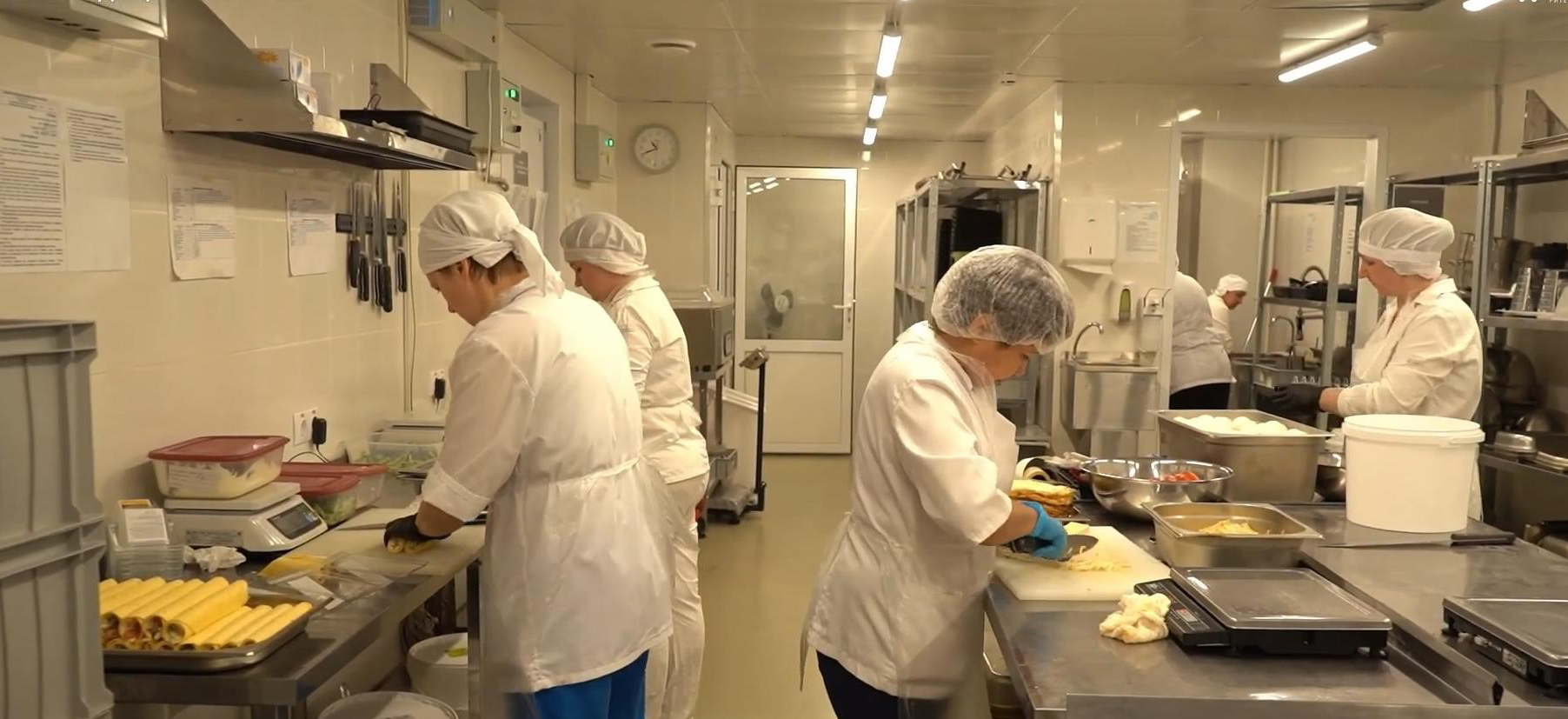 еда в колпино. кшп колпино меню. колпинский комбинат питания. муп школьное питание великие луки. колпинский комбинат питания.