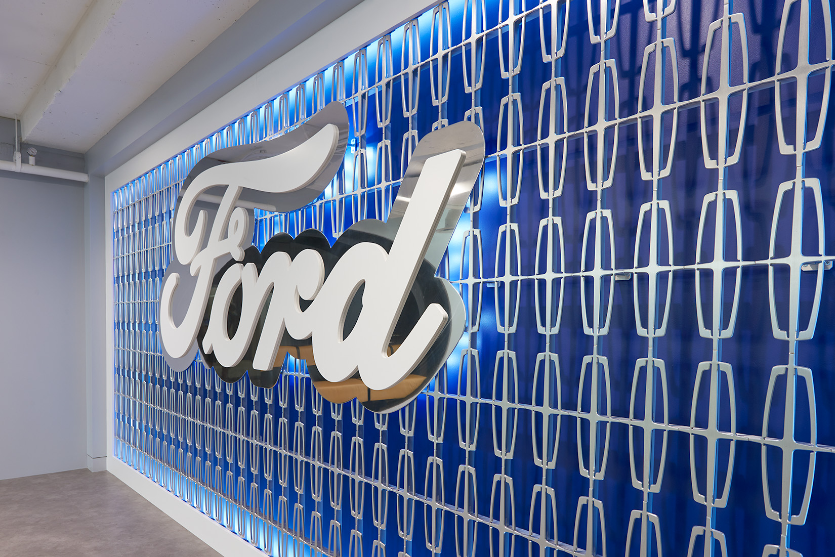ford office.jpg ford office.jpg