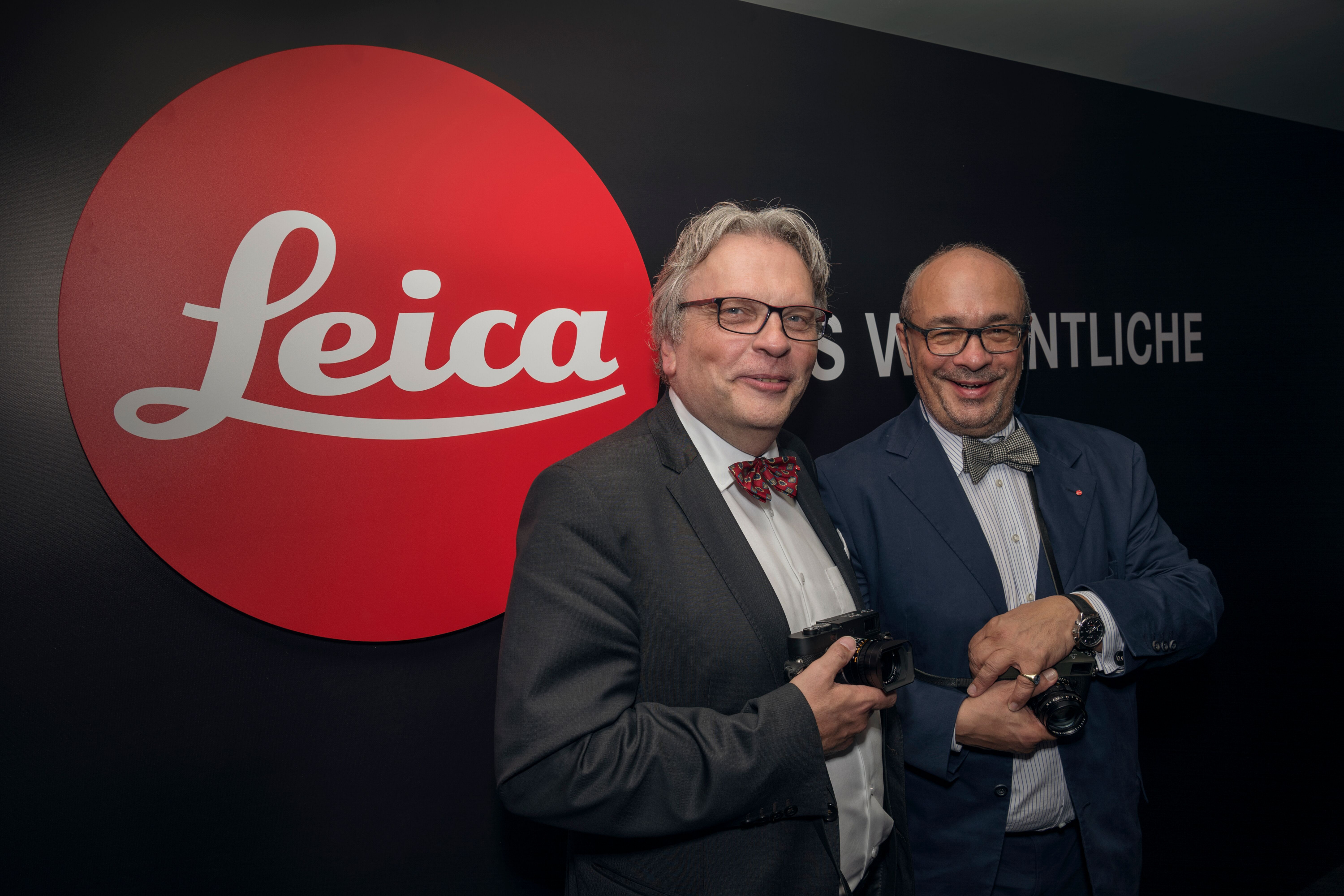 Leica Leica