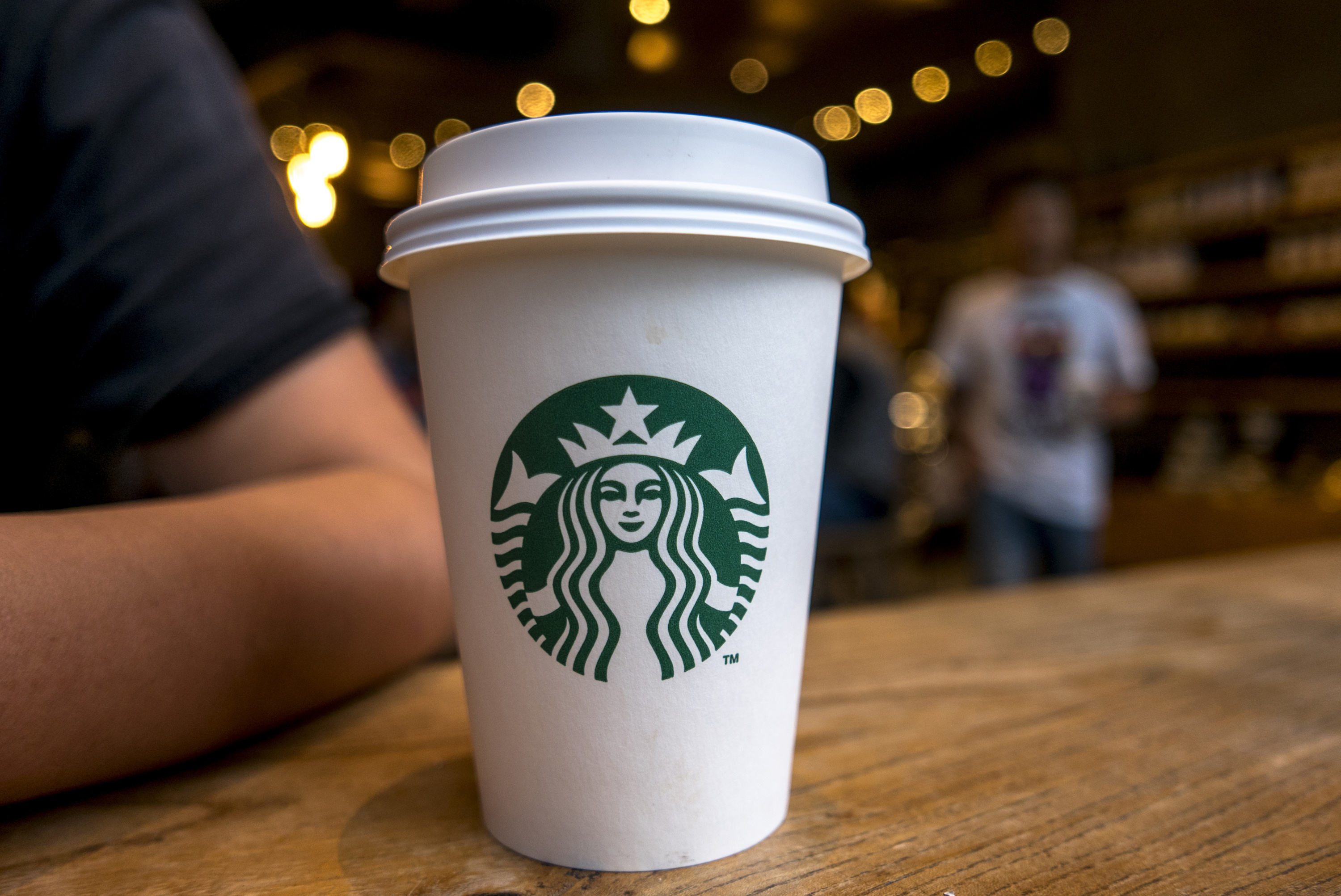 Nestle и Starbucks закрыли сделку.