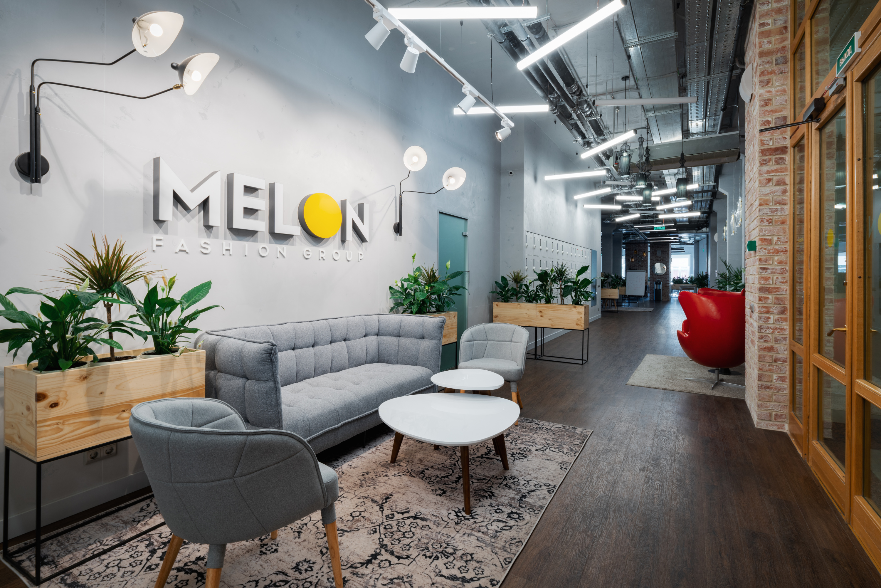 Михаил Уржумцев, Melon Fashion Group: «Жизнь дала нам возможность подумать, почиститься и с новыми силами ринуться в бой» Михаил Уржумцев, Melon Fashion Group: «Жизнь дала нам возможность подумать, почиститься и с новыми силами ринуться в бой»