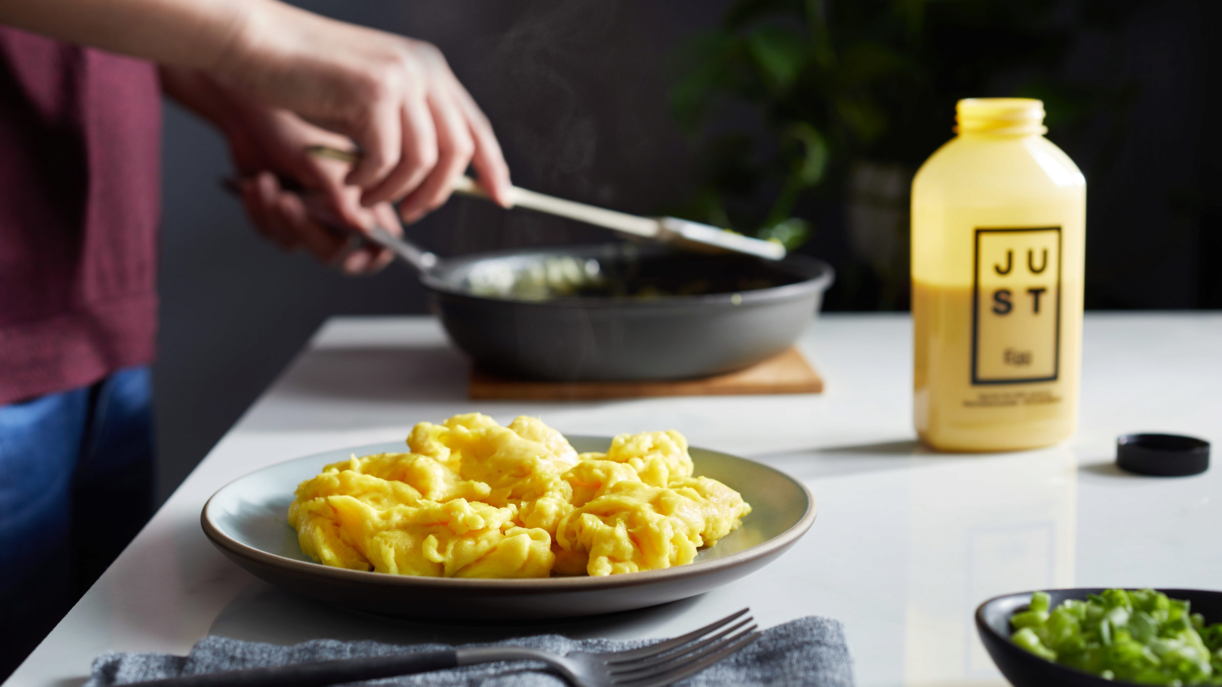 Источник: https://www.ju.st/en-us/products/consumer/egg/folded Источник: https://www.ju.st/en-us/products/consumer/egg/folded