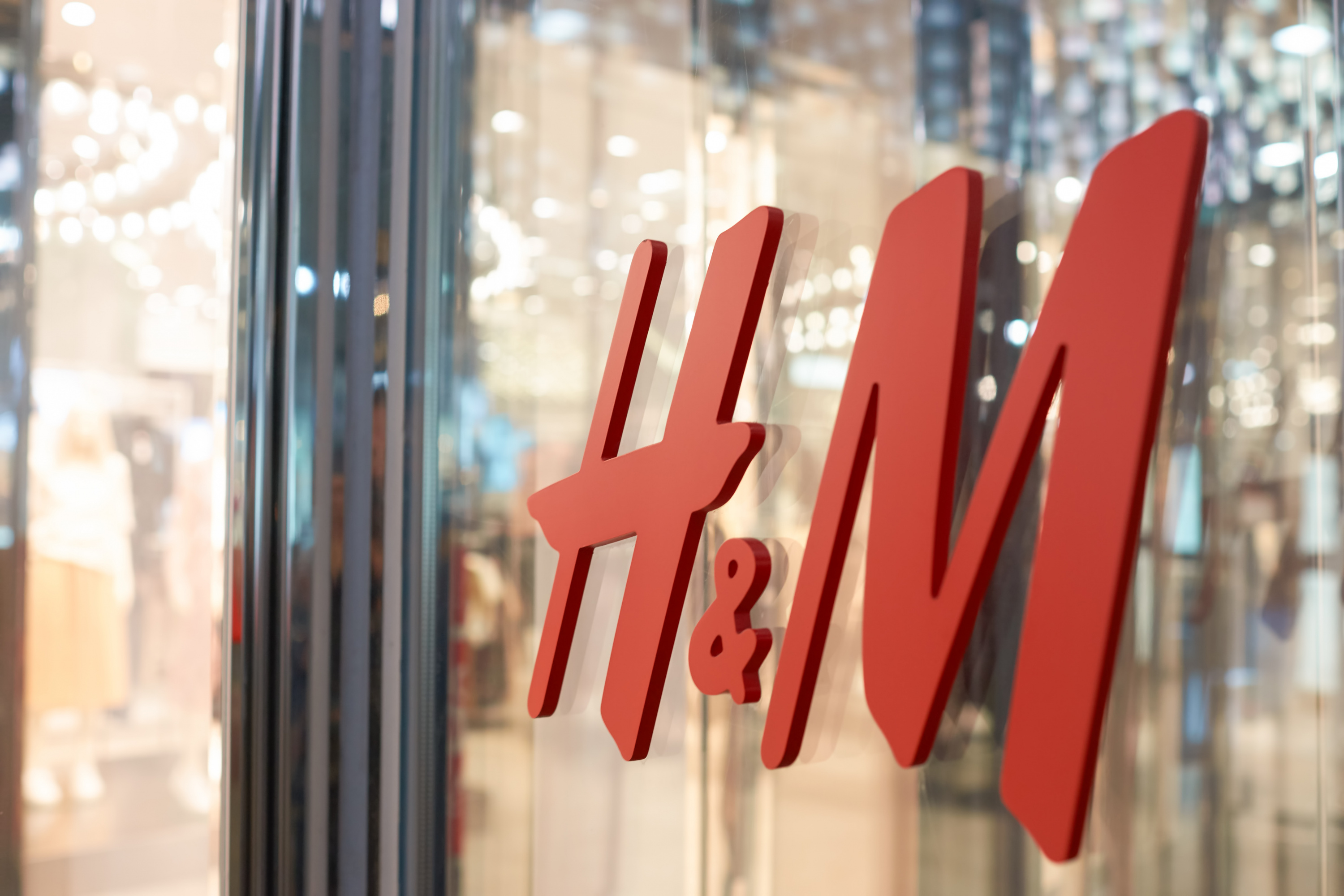 H m shop