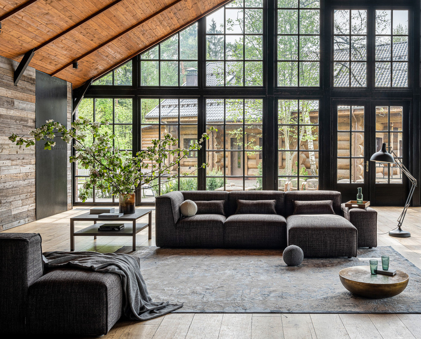 Фото: Dantone Home