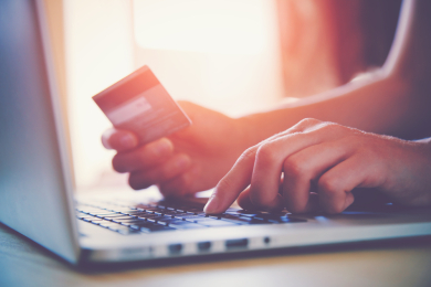 Госдума приняла во Ⅱ чтении законопроект об упрощении покупок в зарубежных интернет-магазинах