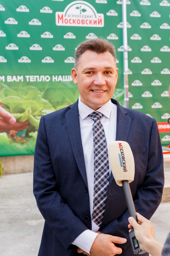 Коммерческий директор Сергей Сидоров Коммерческий директор Сергей Сидоров
