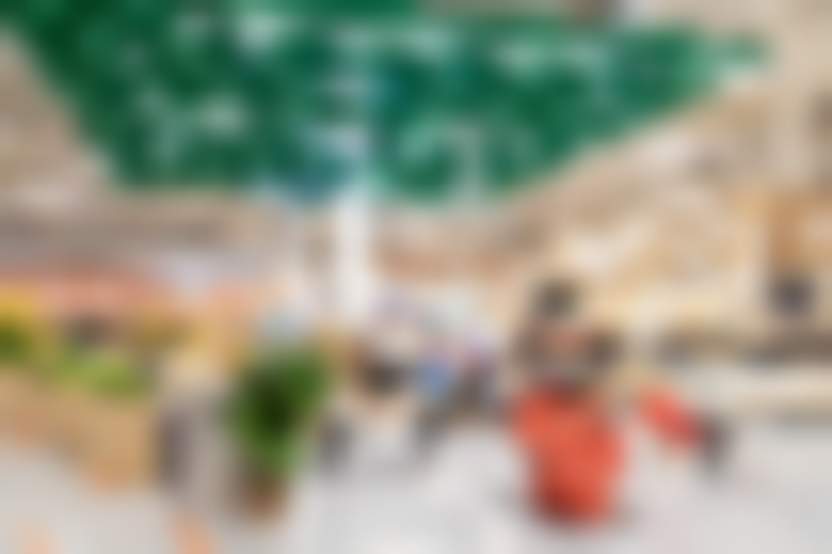 Суперстор «Магнита» с кафе и открытой кухней