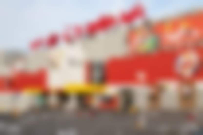 Суперстор «Магнита» с кафе и открытой кухней