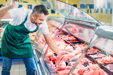 Минсельхоз спрогнозировал снижение цен на мясо в России в конце августа — начале сентября