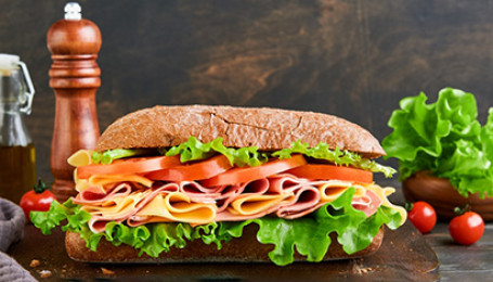 Subway: Почему крупнейшая в США фастфуд-сеть 8-й год подряд закрывает рестораны?