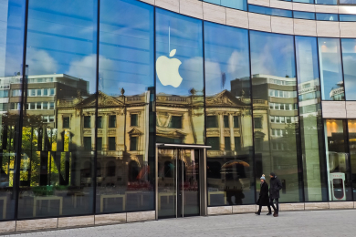 В Шанхае открылся самый крупный магазин Apple в Китае