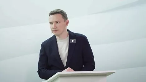 Дмитрий Медведев коммерческий директор торговой сети «Перекрёсток»  на #X5dialog2022