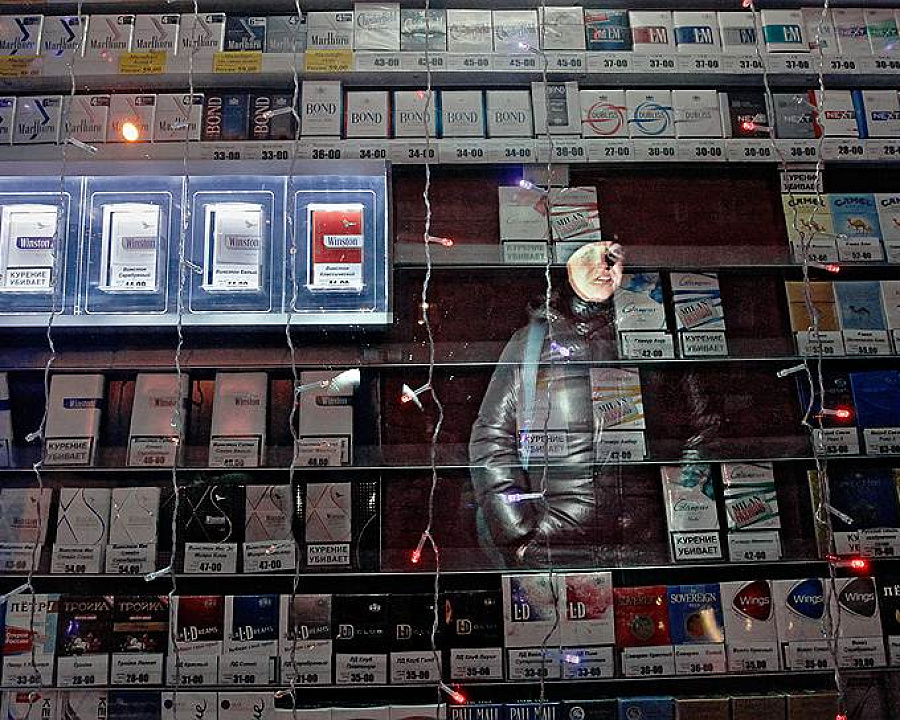 Запрет на открытую выкладку сигарет обернется невозможностью выводить на рынок новые бренды. Фото: Reuters