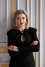 Елена Мельник